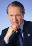 Michel pébereau a cédé des droits de souscription