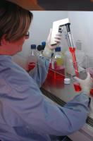 Veut des droits de co-commercialisation sur le tg 4010