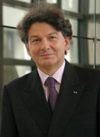 Thierry breton pressenti pour remplacer pat russo, mais rien n'est fait