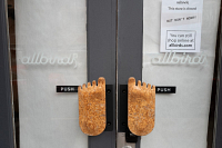 Comment un fabricant de chaussures à base de canne à sucre et de laine mérinos a pris près de 600% en Bourse sur une séance en abandonnant son activité pour basculer vers l'IA