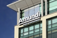 Barclays entame le suivi d'Amundi