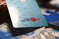 EDENRED : La taxation sur les titres-restaurant a de bonnes chances d'être rejetée à l'Assemblée, Edenred et Pluxee bondissent à la Bourse de Paris