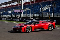 Après une année boursière plombée par une journée investisseurs cauchemardesque, Ferrari peut-il redémarrer en 2026?