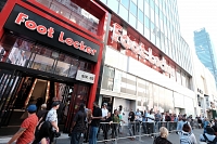 Pourquoi vaut-il mieux investir sur Foot Locker que sur Nike en Bourse