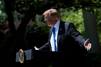 L'annonce par Trump de nouvelles taxes sur les produits chinois effarouche les marchés
