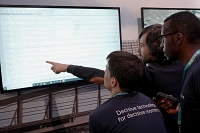 Le cours de Thales profite du relèvement des objectifs 2019