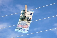 Les investisseurs devraient mieux anticiper le risque lié au blanchiment d'argent