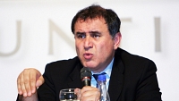 Nouriel Roubini fait partie de ces économistes qui prédisent un krach boursier