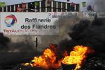 Les salariés des raffineries de total votent la grève illimitée