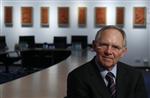 Berlin étudiera en avril une taxe sur les banques, dit schäuble