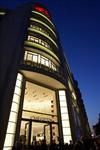 Les magasins vuitton ferment plus tôt pour préserver les stocks