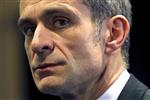 Schneider examinerait le financement d'une offre sur tyco