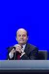 Total poursuivra ses achats pour doper ses réserves
