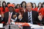 Airbus décroche une commande record d'airasia pour 200 a320neo