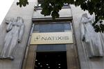 Le gain sur la dette limite le recul du profit de natixis