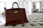 Hermès ne relâche pas la pression sur lvmh