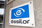 Essilor revoit en baisse son objectif de chiffre d'affaires 2013