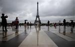 Marché : Standard & Poor's abaisse la note de la France à AA