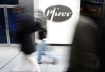 Pfizer peine à convaincre le Parlement britannique sur AstraZeneca