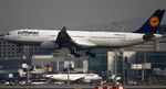 Marché : La Lufthansa pourrait lancer des vols long courrier 
