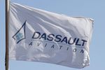 Dassault Aviation vise des livraisons de Falcon stables en 2015