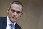 Schneider délocalise en Pologne, supprime des postes en France