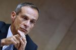 Schneider abaisse ses prévisions avec la Chine et le pétrole