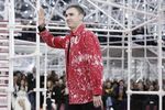 Raf Simons quitte la création de Dior pour sa propre marque