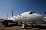 Bombardier accuse une perte, le Québec investit dans le CSeries