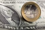Le dollar finit l'année en hausse de 10,2% face à l'euro