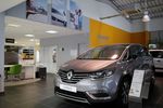 Renault dit avoir eu des perquisitions sur trois sites