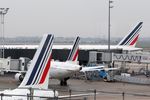 Air France-KLM redoute une concurrence exacerbée en 2016