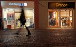 Bouygues vise au moins 10% du capital d'Orange