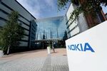 Nokia pourrait supprimer jusqu'à 15.000 postes