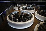 Les Bourses européennes ouvrent dans un ordre dispersé