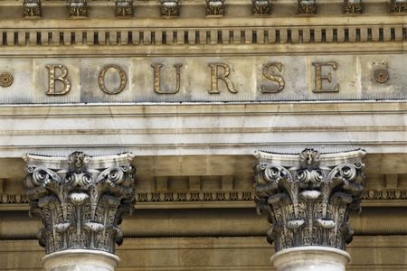 Le Bourses européennes en baisse à mi-séance, sauf Londres