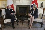 Cazeneuve a parlé avec May du rachat d'Opel par PSA