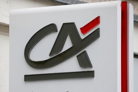 Crédit agricole prêt à rapatrier 100 salariés en cas de 