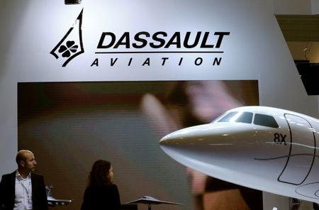 Dassault: Le Rafale encore à la rescousse des jets Falcon en 2017