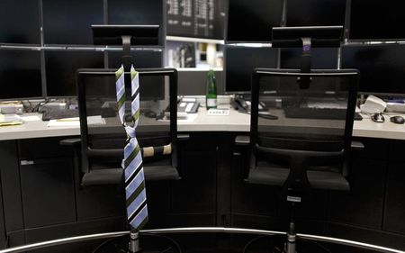 Les Bourses européennes restent prudentes, les mouvements limités