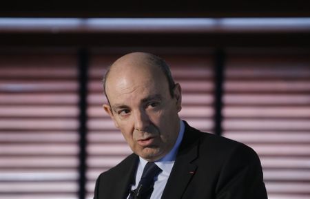 Dassault pas favorable à une JV ferroviaire Thales-Alstom