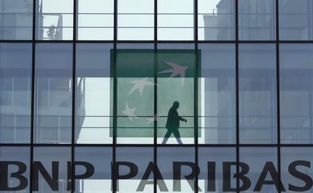 BNP: Risque de suppression de 12 postes d'analystes