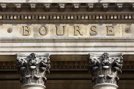 Les Bourses européennes finissent mollement une bonne semaine