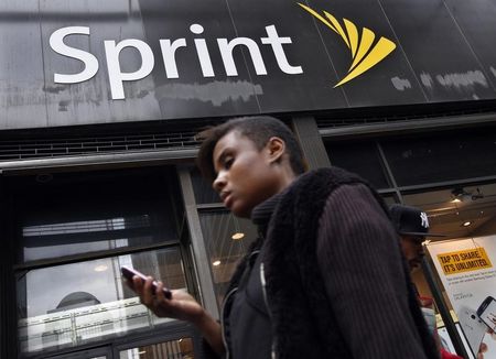 Sprint déçoit en se disant patient pour une fusion