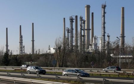 Total: Grève à la raffinerie de Feyzin, production à l'arrêt