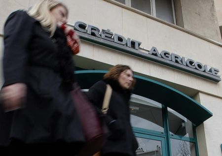 Crédit agricole en appelle à l'Etat contre les banques low cost