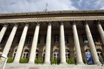 Les actions européennes débutent la semaine en nette hausse