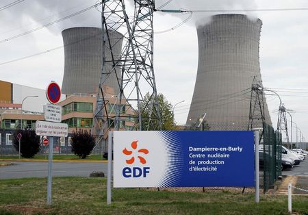 EDF: Le nucléaire pèse au 1er semestre, rebond confirmé pour 2018