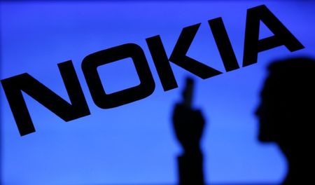 Nokia réaffirme ses engagements, plan social maintenu