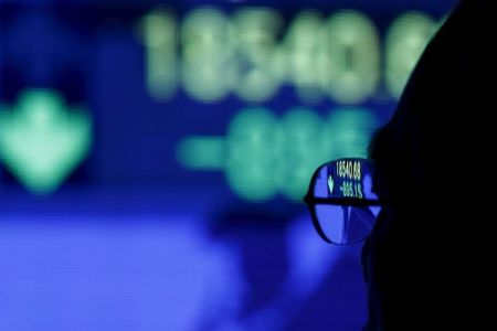 Tokyo : Tokyo finit en hausse de 0,7%